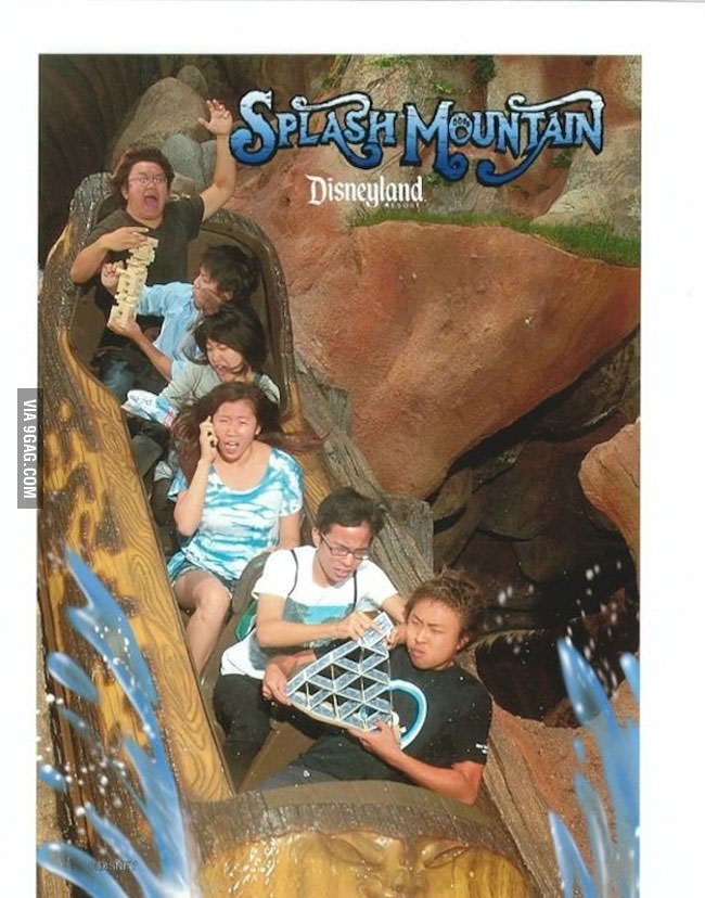 Roller coaster : Level Asian ! - 9GAG