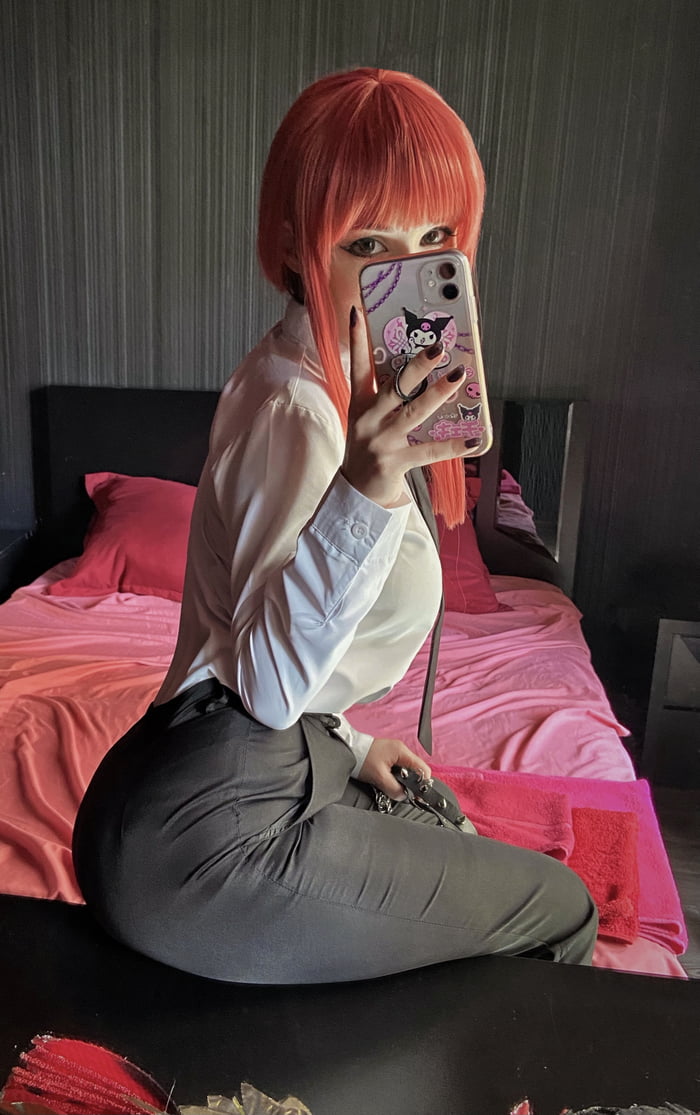 Makima cosplay 18