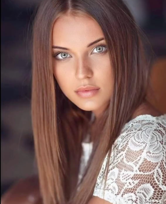 5 9 Woman And 6 0 Man