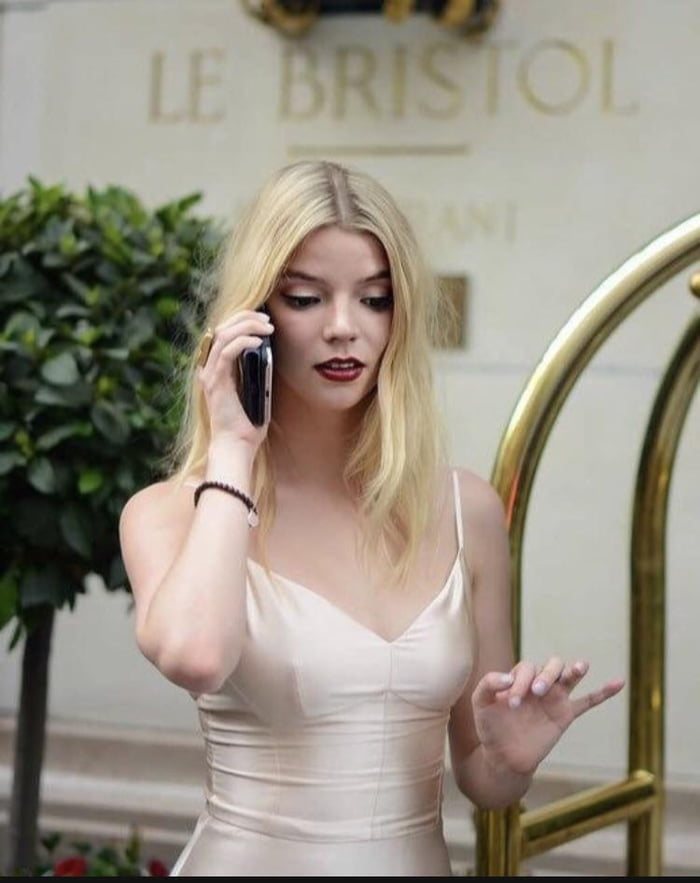 Anya Taylor Joy - 9GAG