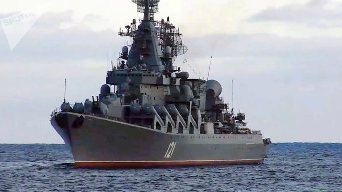 Russia’s Moskva missile cruiser, damaged earlier by an ammunition ...