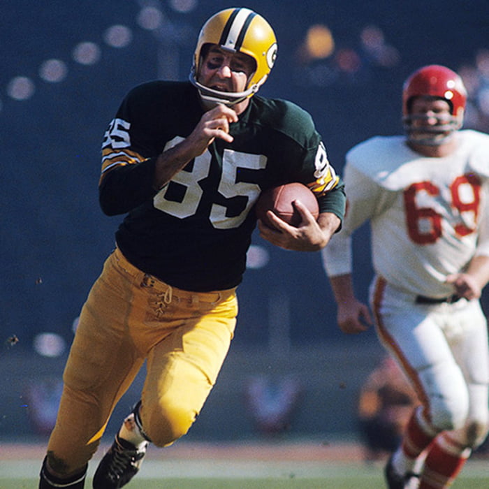 Jan. 15, 1967: 34-year old Green Bay Packers receiver Max McGee runs in ...