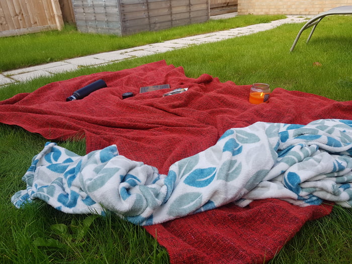 Nothing quite as cozy as the place your friends let you stay at.. - 9GAG