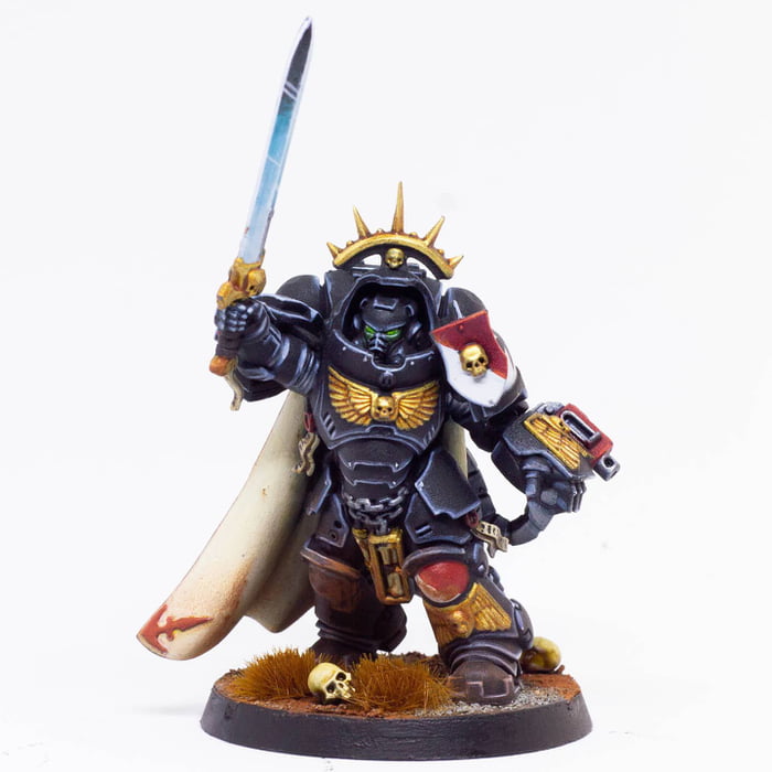 Black Templar Captain. - 9GAG