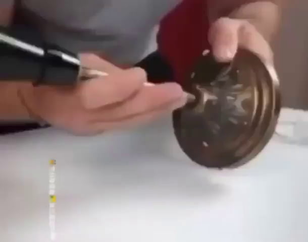 Creating a realistic nuclear explosion lamp