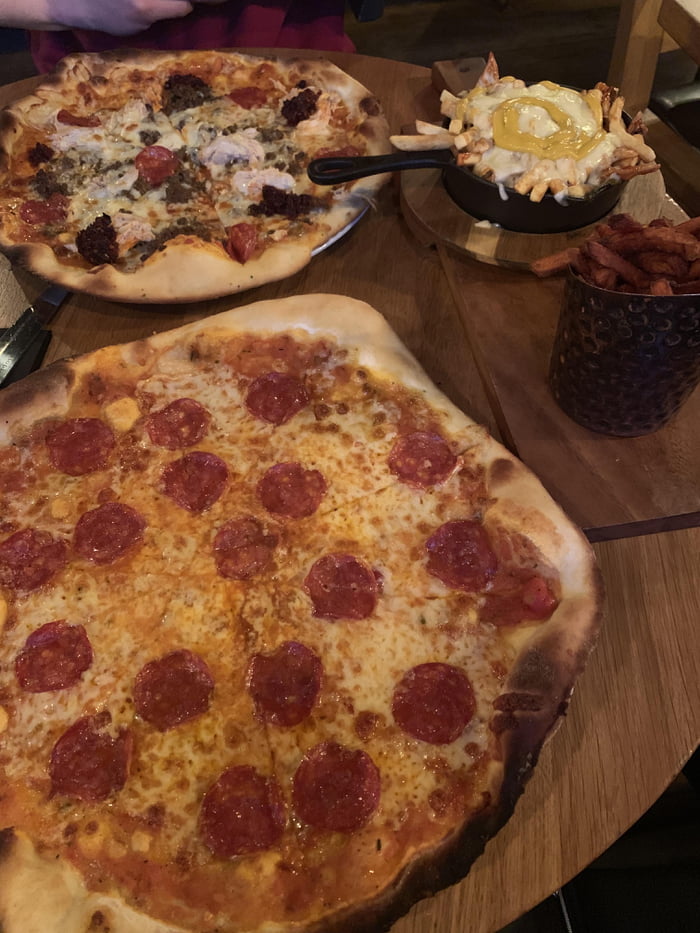 Date Night With The Boyfriend Delicious Pizza Loaded Fries And Sweet Potatoes 9gag