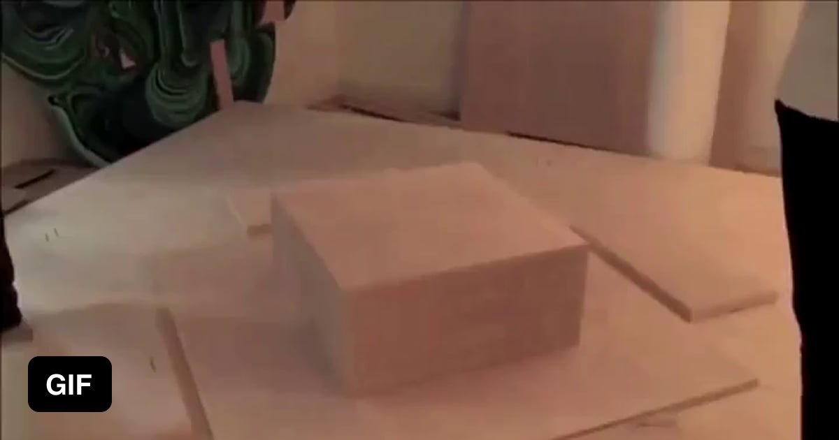 I don't understand art 9GAG