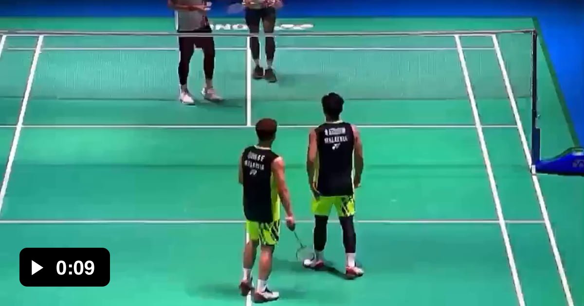 Malaysian Badminton Players Get Into Ready Position In Sync Gag