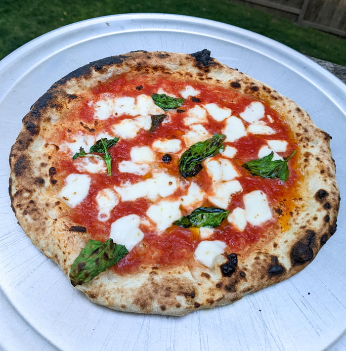 Homemade Neapolitan Pizza 9GAG   AZrAGbV 700b 