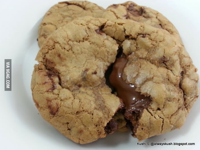 Chocolate Chip Cookie with Nutella - 9GAG