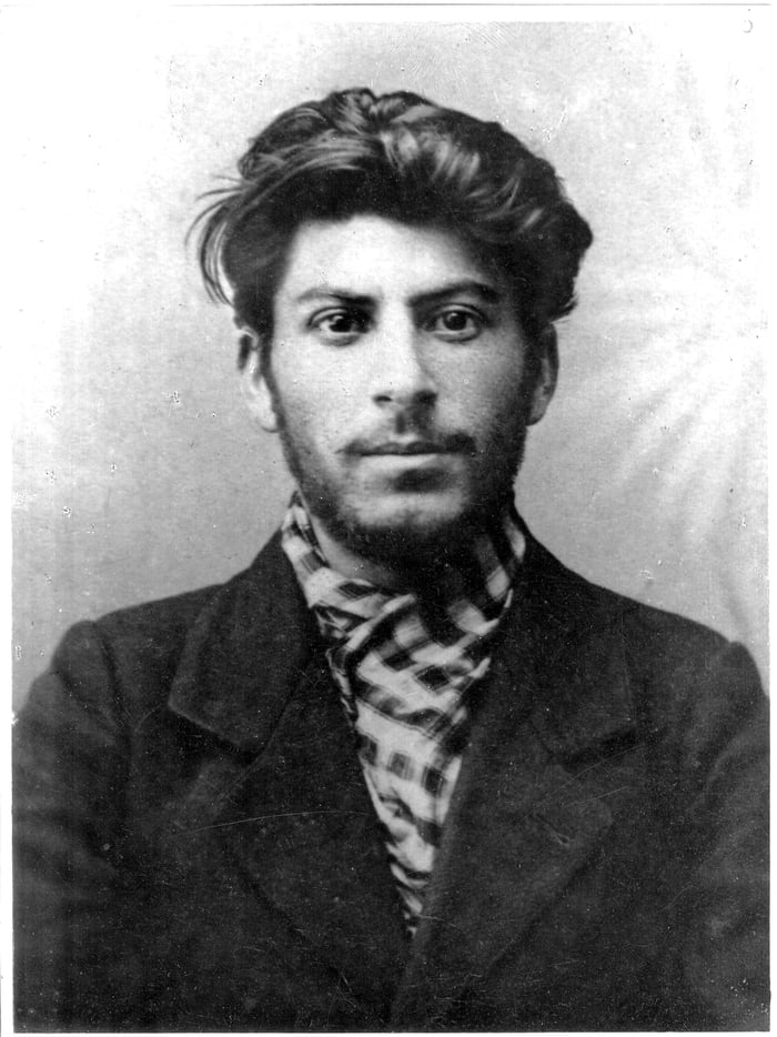 A Picture Of A Young Stalin In 1902 He Was 23 Years Old Would You Have Recognised Him 9gag