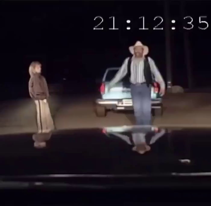 Step, bump! Step, bump bump! 9GAG