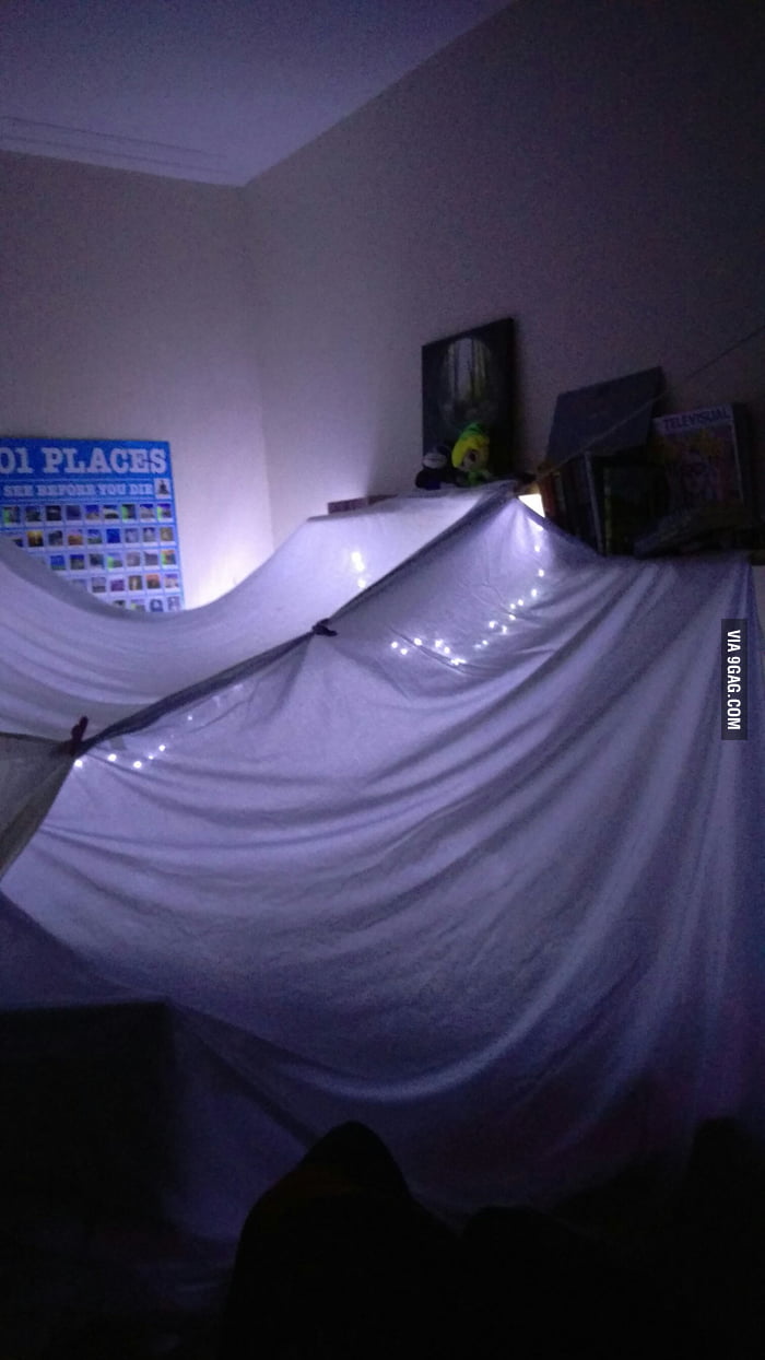 I come home, my gf made a cute blanket fort with fairy lights! 9GAG