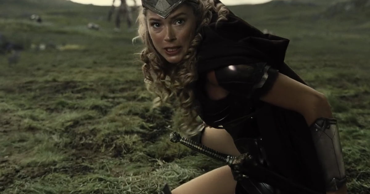 Need cap to know who this lady is from Zack Snyder's Justice League - 9GAG