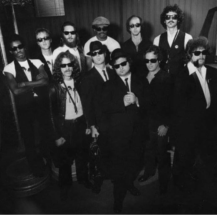 The very first meeting of the Crips and Bloods 1982 9GAG