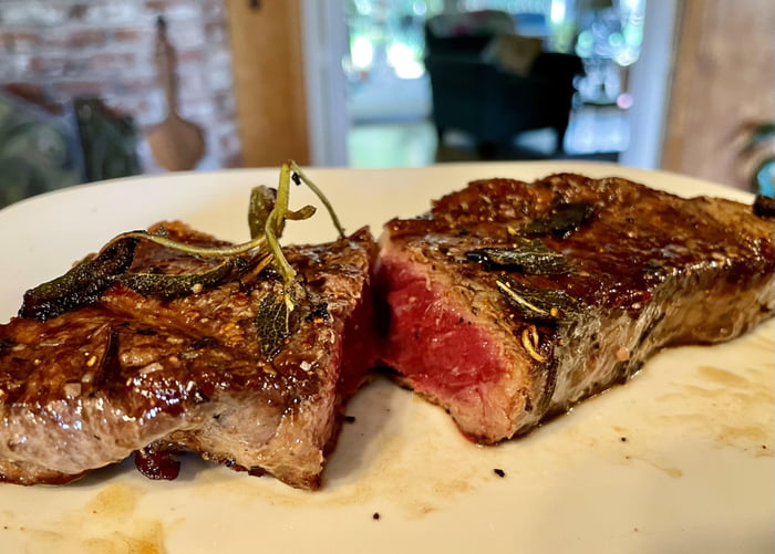 Pan seared New York breakfast steak 9GAG