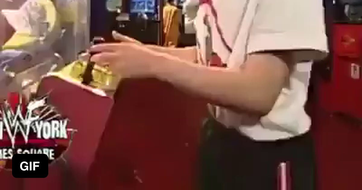 Claw machine hack by Kane 9GAG
