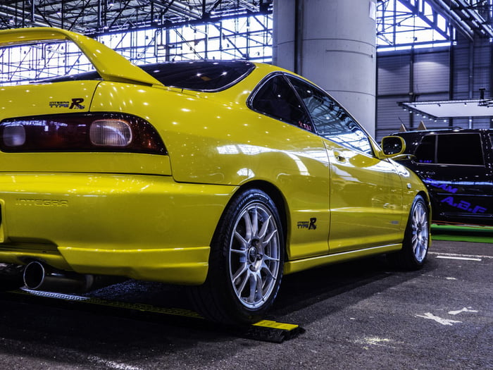 Here my little contribution Honda Integra Type R original yellow - 9GAG
