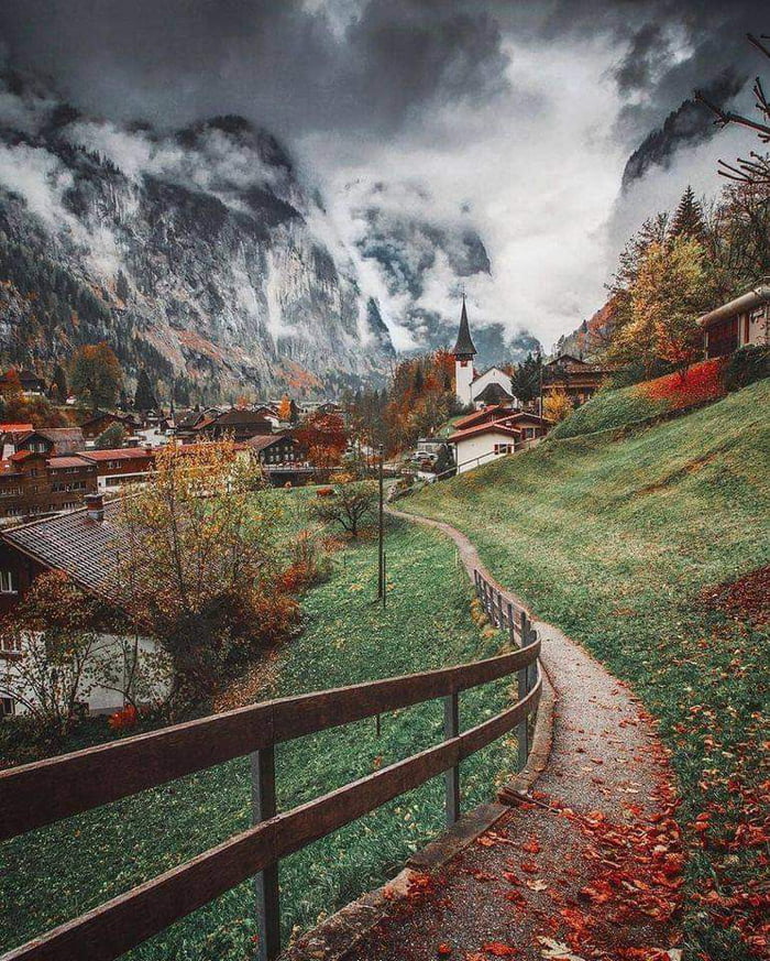 Lauterbrunnen Village in Switzerland - 9GAG