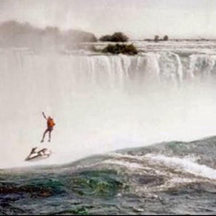 Attempted jump over Niagara Falls in a jet ski 9GAG