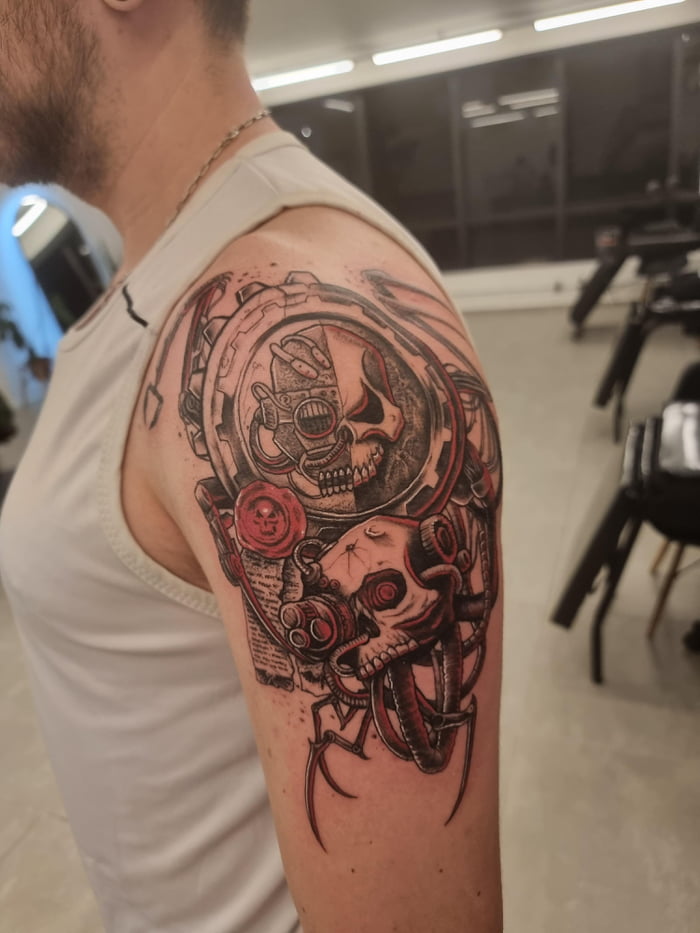 Icon Mechanicus and Servo Skull Tattoo by Saulo Gabriel - São Paulo ...