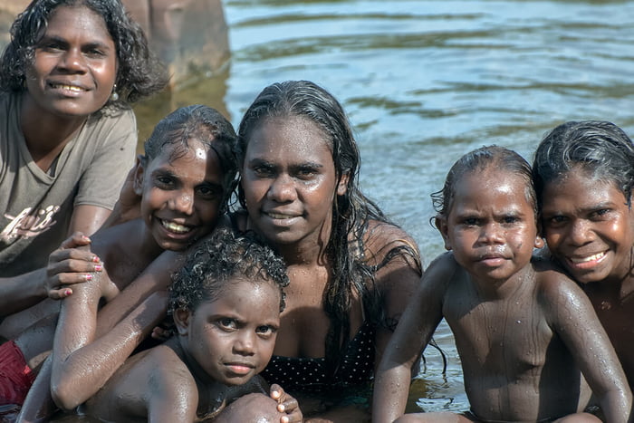 Geometric evidence suggests Aboriginal Australians first migrated to ...