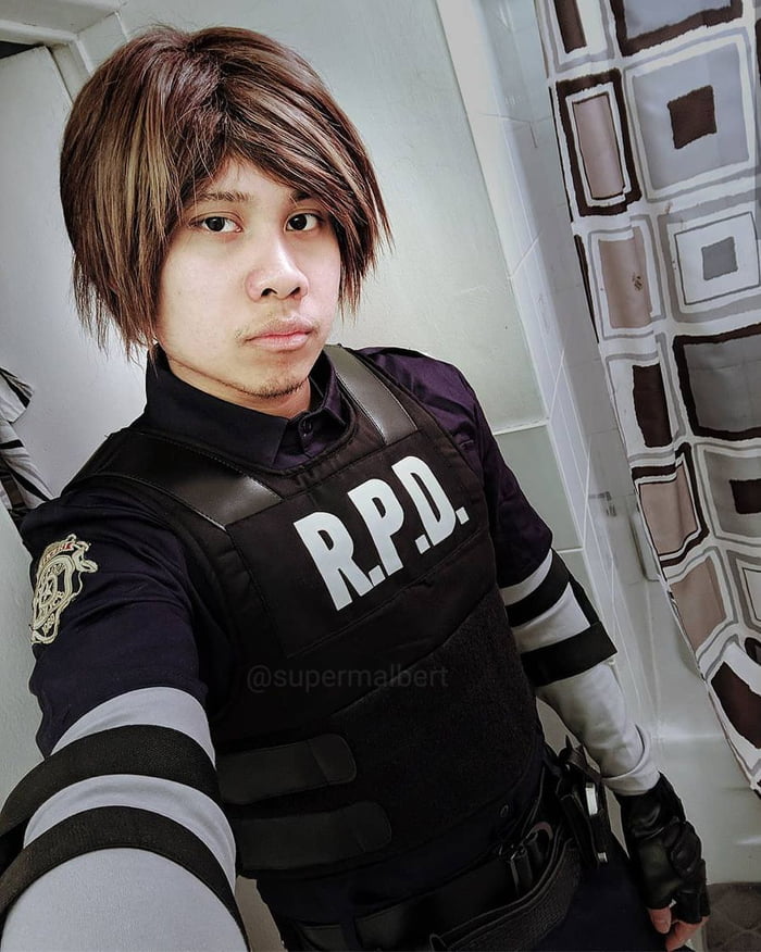 Resident Evil 2 Remake Leon Kennedy Cosplay By Supermalbert 9gag 1366