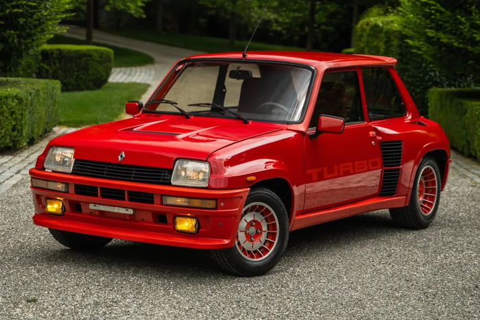 Renault R5 Turbo phase1 - 9GAG