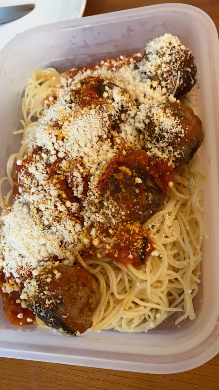 Leftover spaghetti and meatballs..... 9GAG