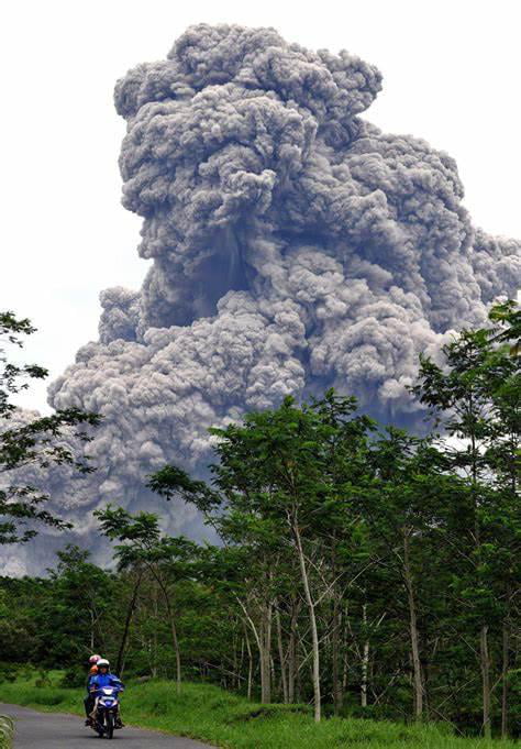 Climactic Eruption Of The Mount Pinatubo Volcano In The Philippines 15