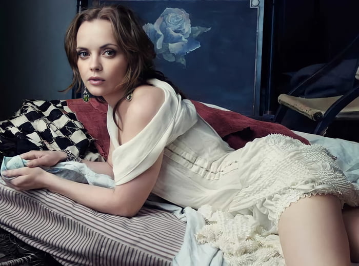 Christina Ricci GAG