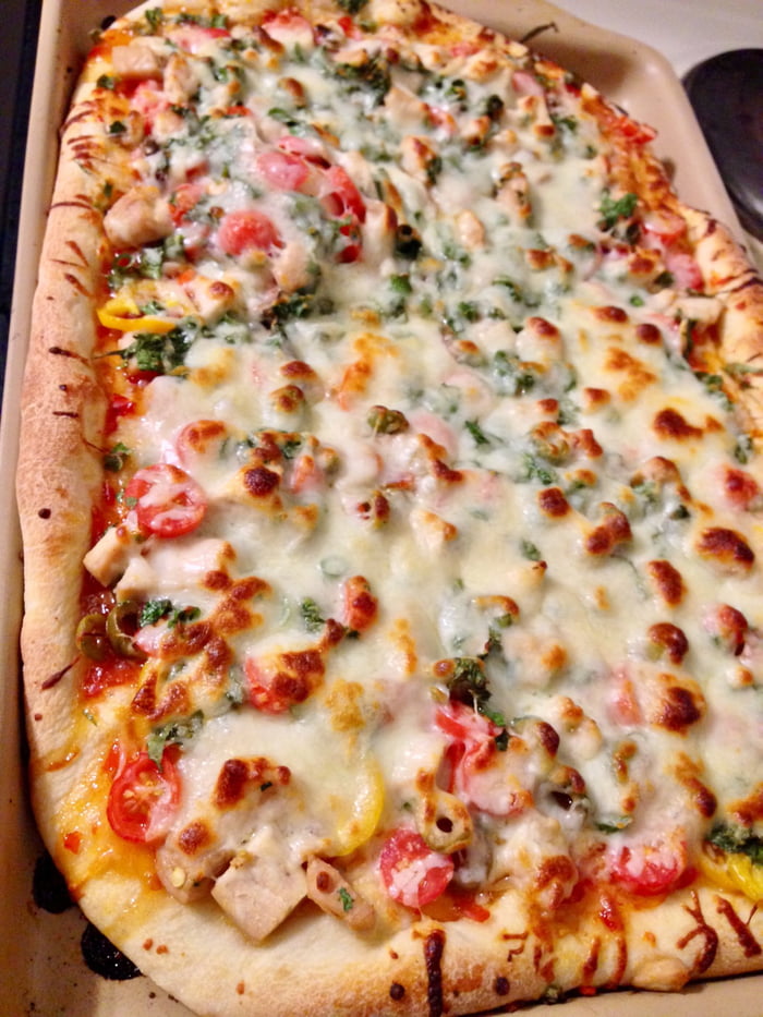 Chicken pizza with sweet chili sauce. 9GAG