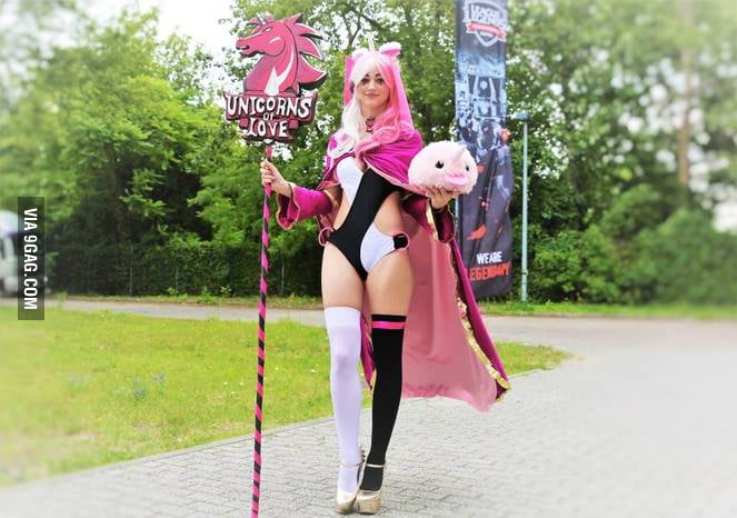 Unicorns of Love LeBlanc by Lien Sue Cosplay - 9GAG