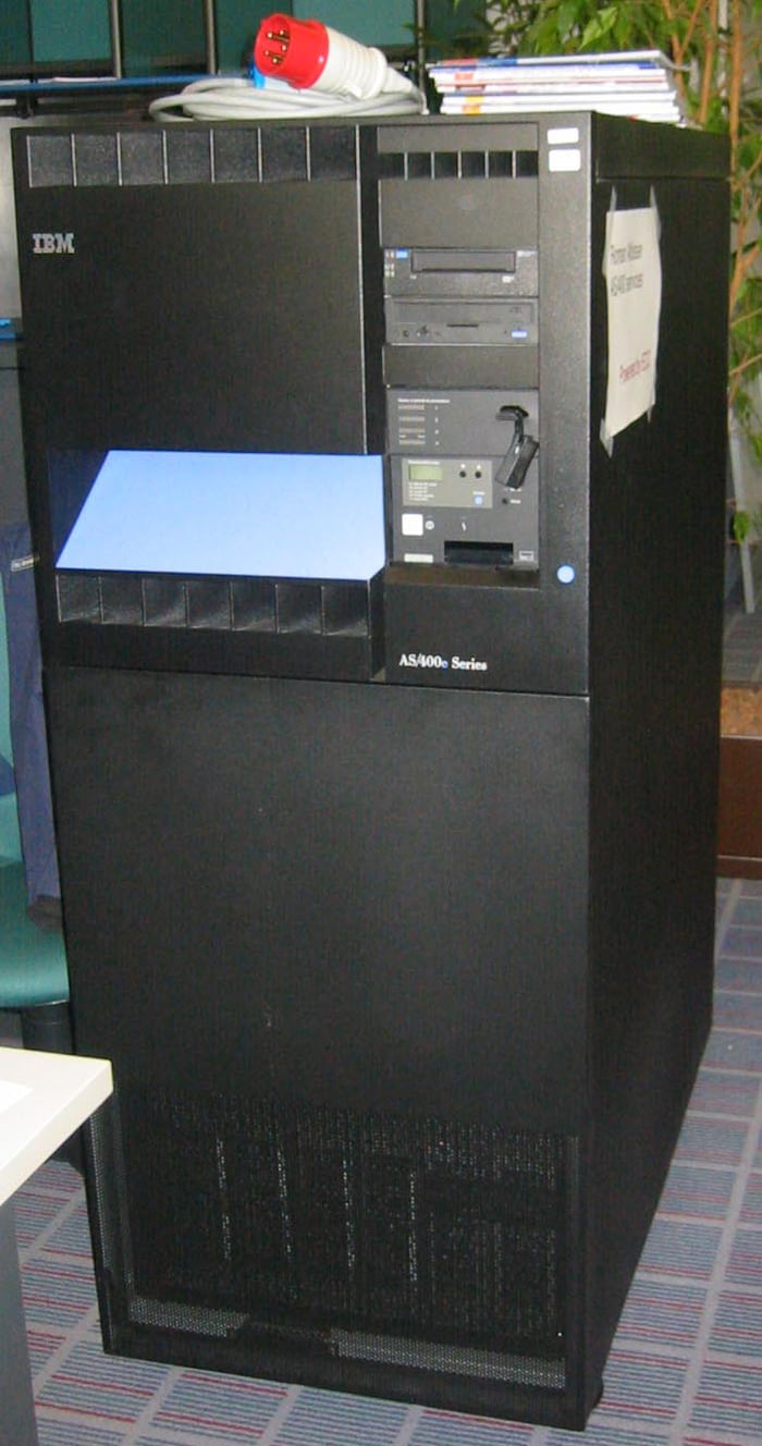 IBM AS400 (ca. 1997) - At work we still work on this reliable piece of ...