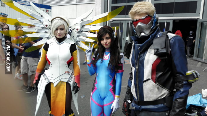Awesome Overwatch Cosplays Gamescom 16 9gag