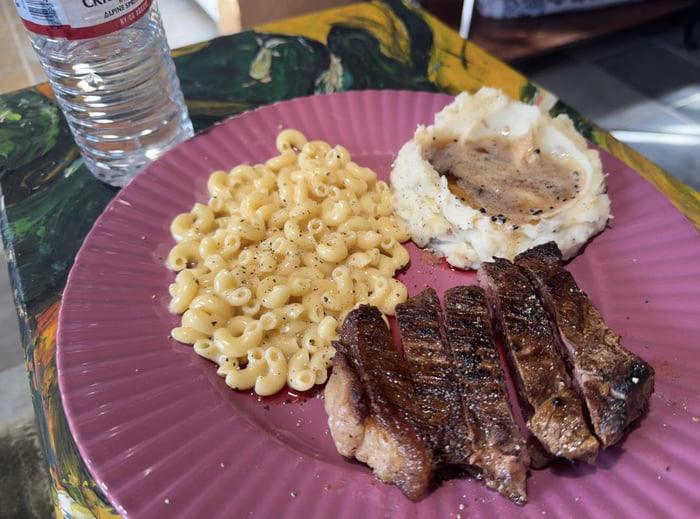 Medium Rare Ribeye, Dairy Free Mac n Cheese, and Leftover Thanksgiving
