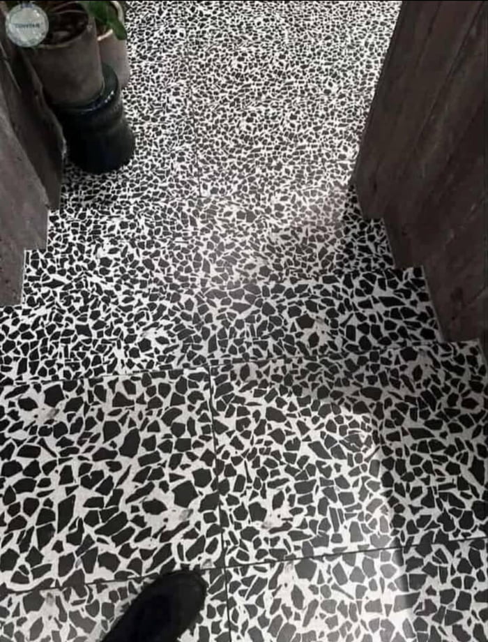 The stair got the invisibility rune. - 9GAG