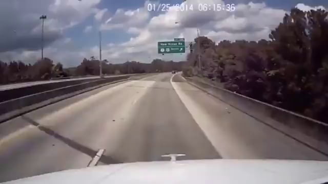 Idiot makes trucker glad he wore his brown pants