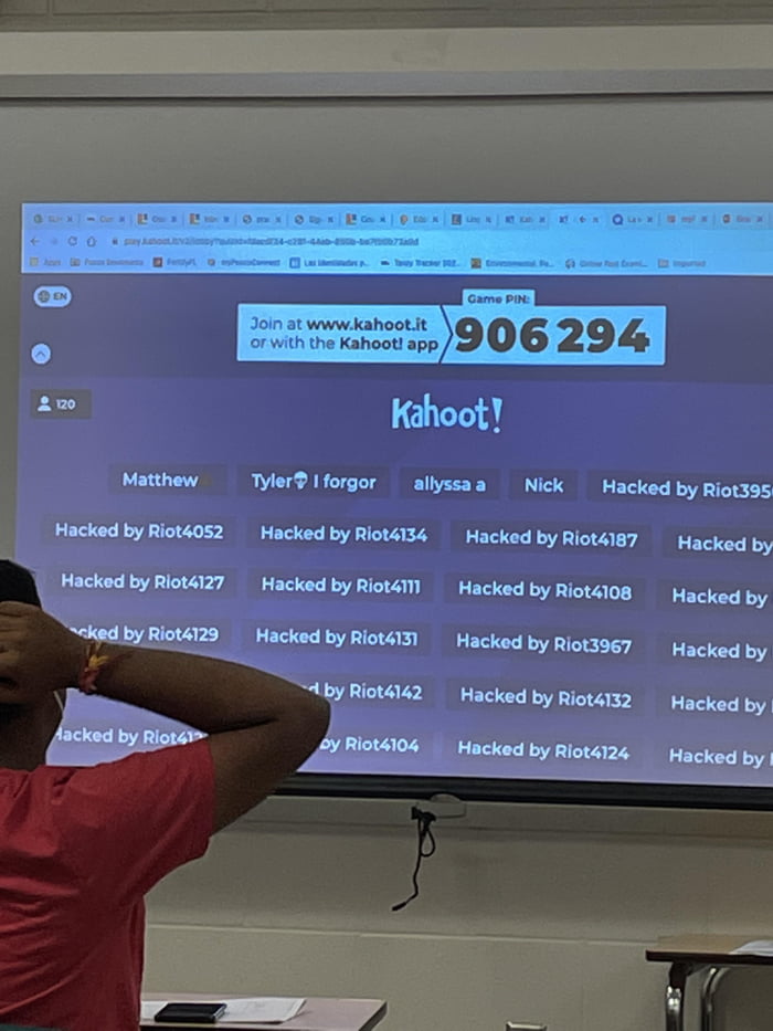 How do you even hack a Kahoot! - 9GAG