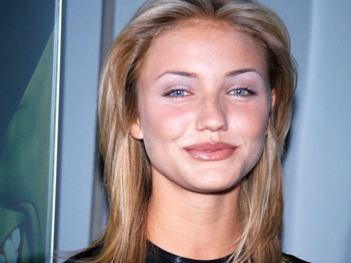 A young Cameron Diaz in 1992 - 9GAG