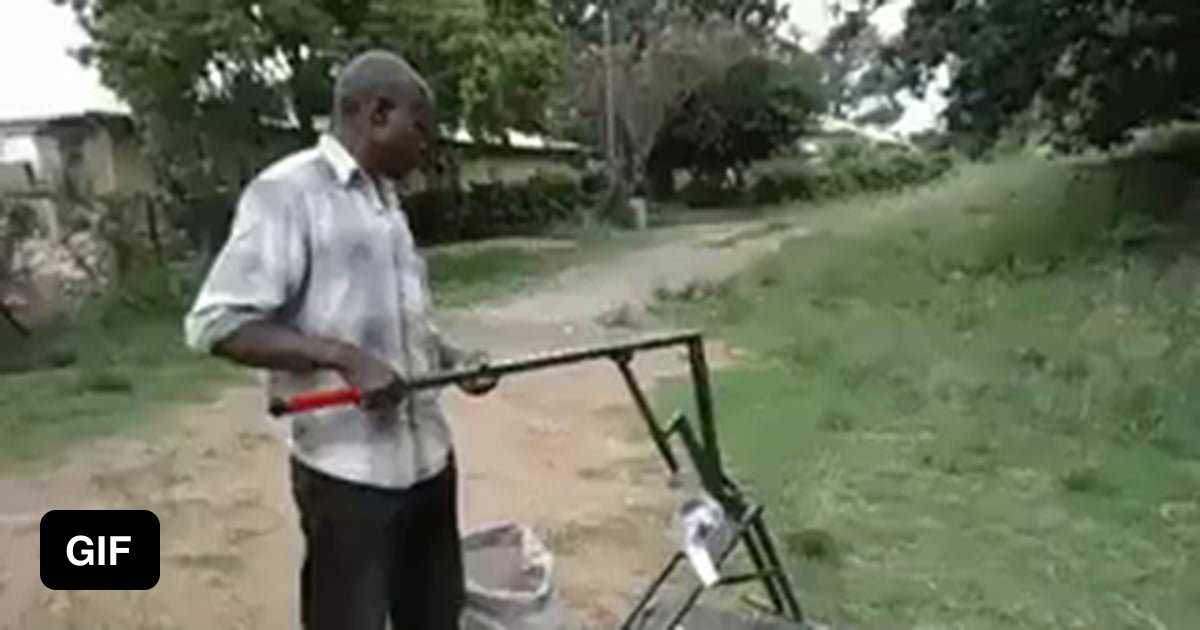 Corn stripping machine - 9GAG