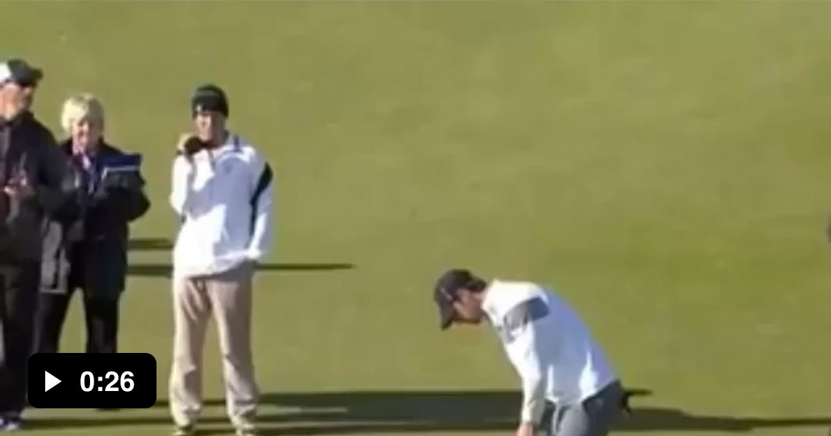 michael-phelps-with-the-longest-televised-putt-ever-at-160-feet-yes