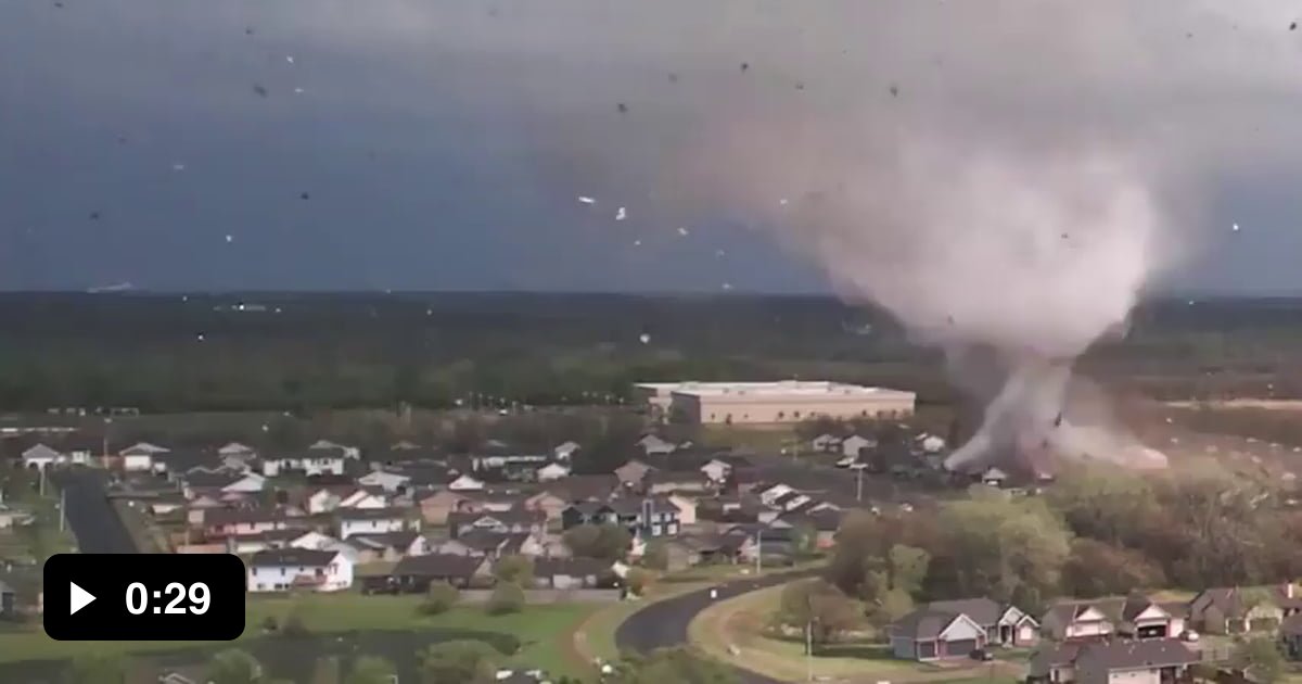 Drone footage of a tornado devastating a neighborhood - 9GAG