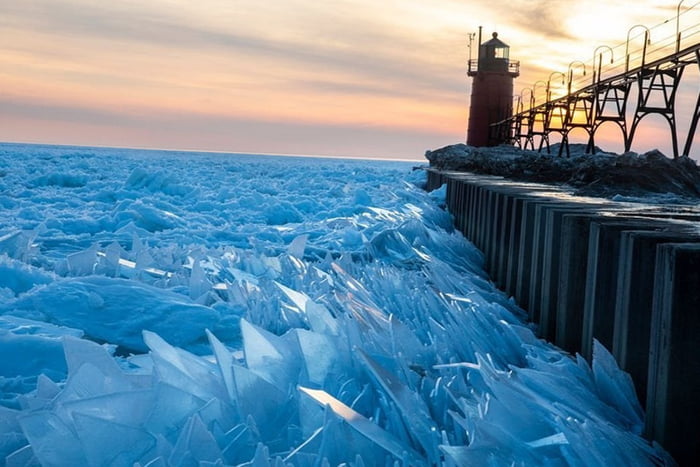 Ice Shards In Lake Michigan 9gag 