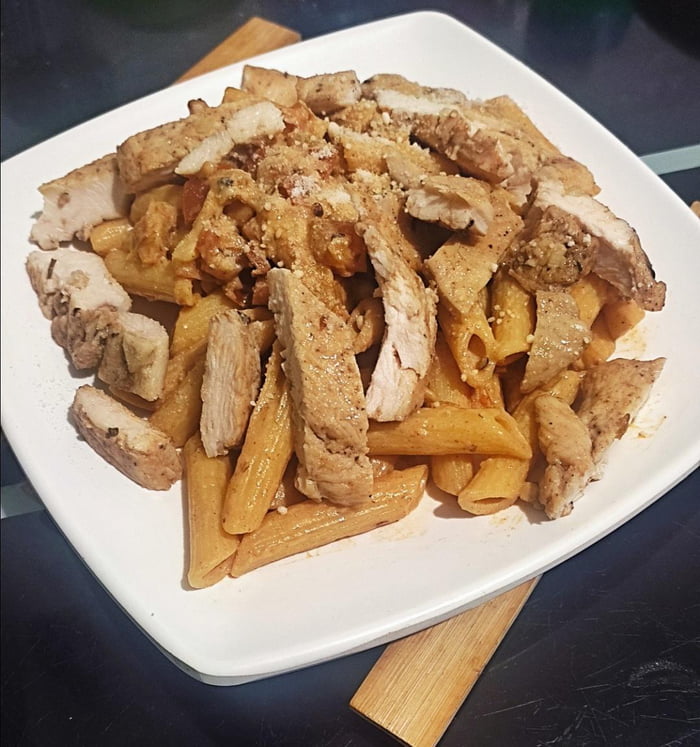 Cajun Chicken Pasta with Paprika Greek yogurt sauce 9GAG