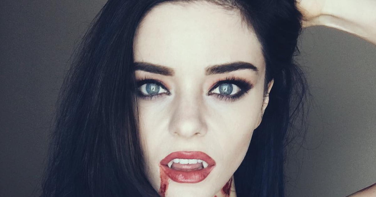 Ashe Maree’s Halloween “costume” - 9GAG