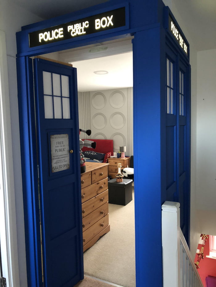 A Dad took four months planning and building this TARDIS for his kid’s