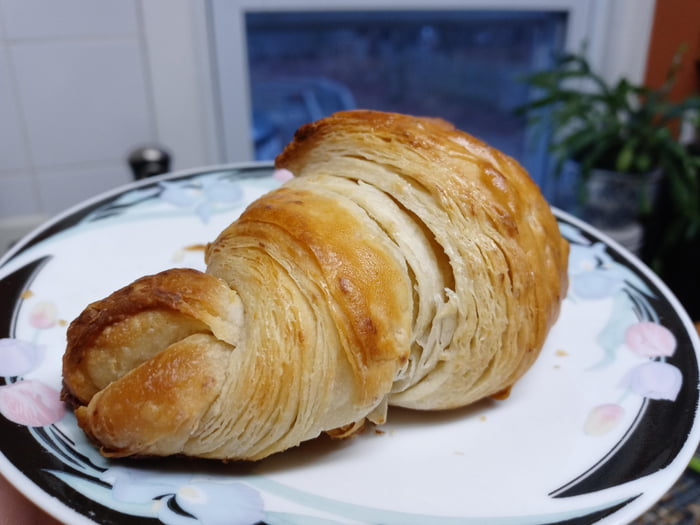 Croissant - 9GAG