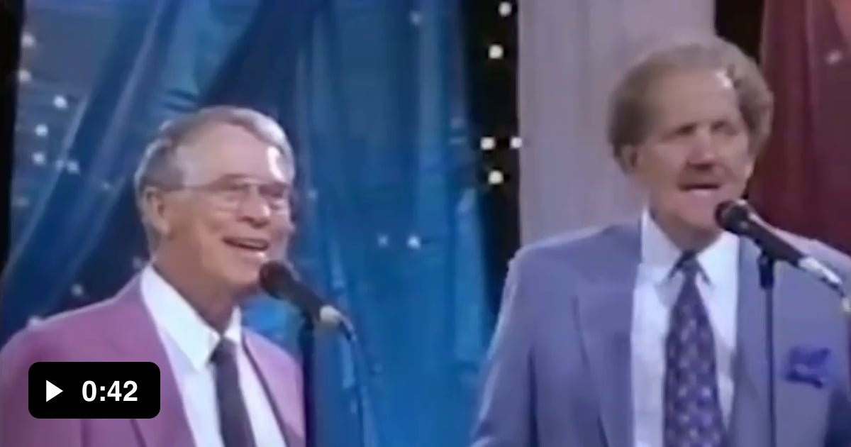 Bass singer Ken Turner hitting a C1. 9GAG