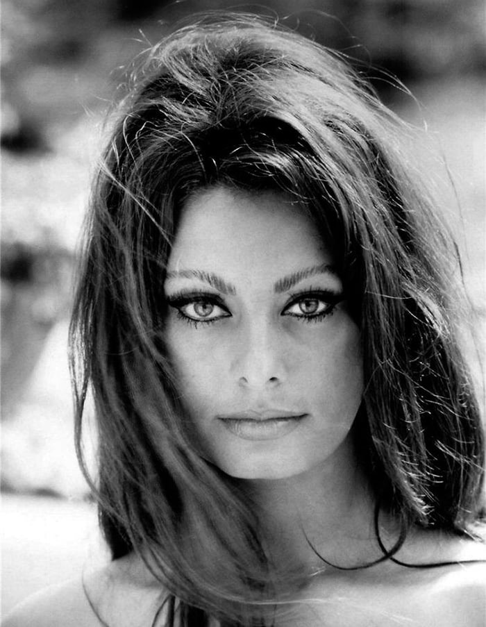 Young Sophia Loren, 1950s - 9GAG